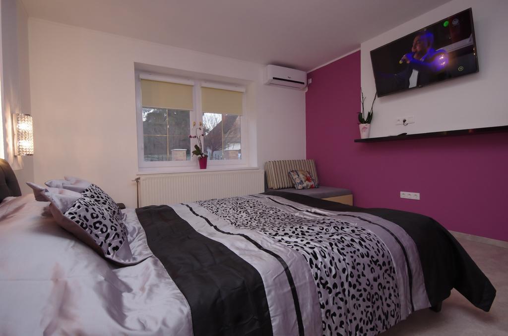 Regina Delux Apartman Gyula Luaran gambar