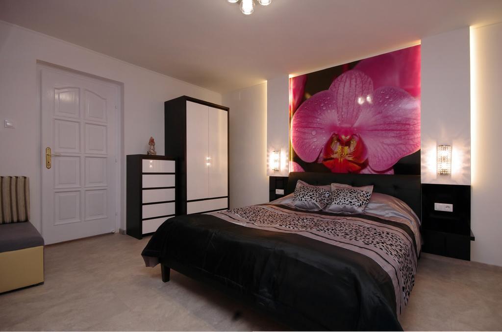 Regina Delux Apartman Gyula Luaran gambar